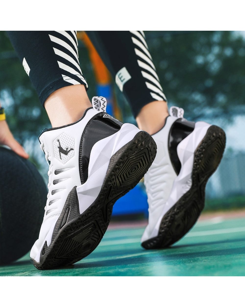 Mens Basketball Shoes Breathable Cushioning Non-Slip Wearable Sports Shoes Gym Training front-5