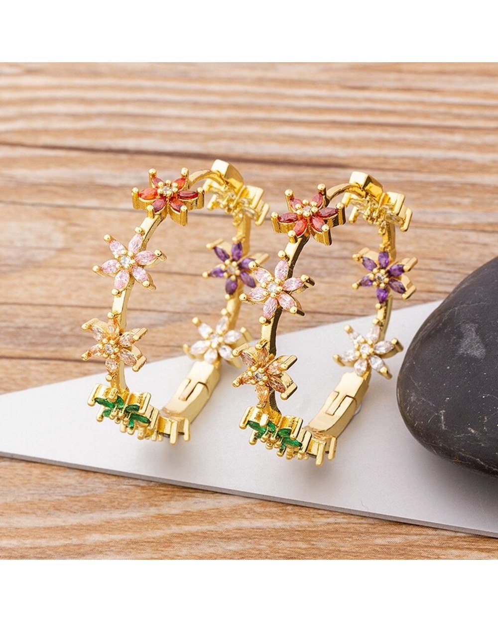 Luxury Hoop Earrings With Rhinestone Copper Zircon Charm Big Circle Earrings For Women front-5