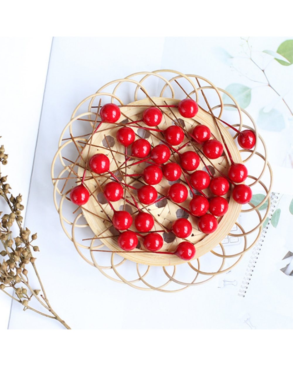 100 Pcs Mini Berries Plastic Fake Fruit Small Artificial Pearl Flower Stamens Cherry Wedding DIY Gift Box Xmas Wreaths front-3