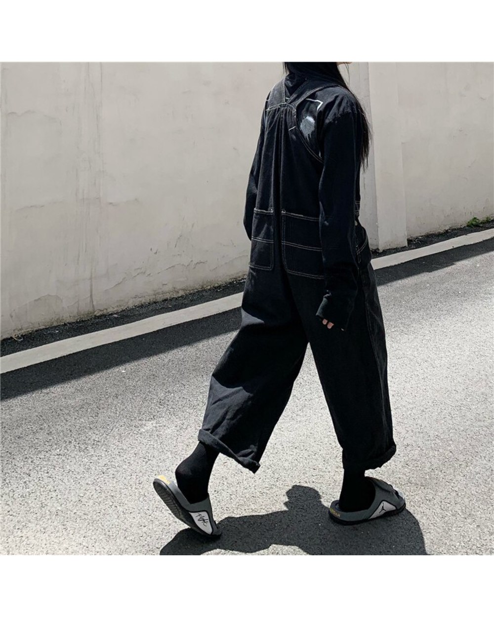 Korean Women Denim Jumpsuit Japanese Vintage Loose Black Jumpsuit Oversized Wide Leg Overalls For Women front-2