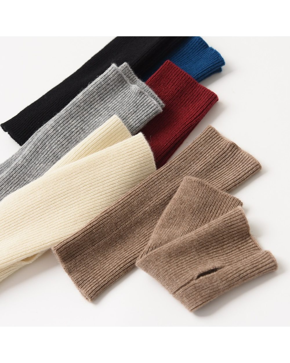 Half Finger Gloves Handschoenen For Women Winter Soft Warm Wool Knitting Arm Short Warm Fingerless Mittens Unisex front-3
