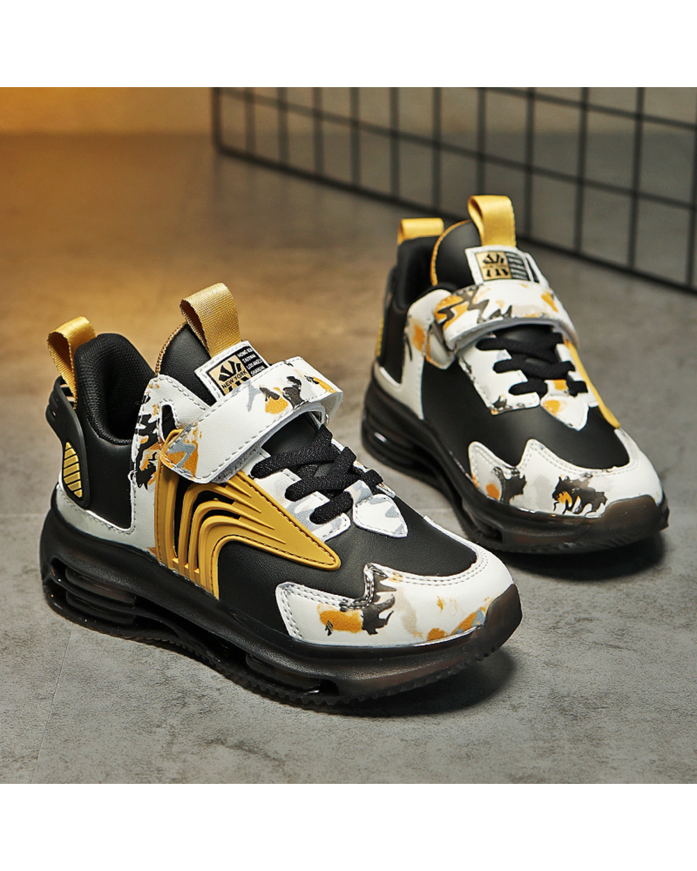 Boys Basketball Shoes High Quality Top Soft Non-Slip Kids Sneakers Thick Sole Children Sport Shoes Outdoor Boy Trainer front-3