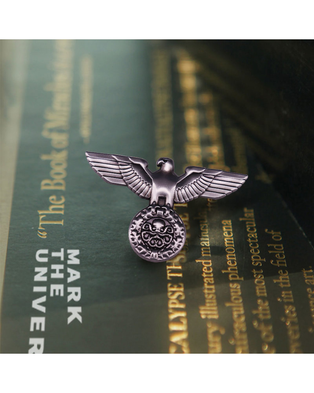 Eagle Lapel Pin WWII Germany Brooch Military Army Jewelry front-2