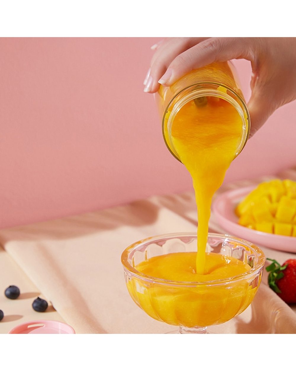 Portable Electric Juicer Mixing Bottle Stirring Blender Mini Fruit Mixer Extractors Food Milkshake Multifunction Juice front-3