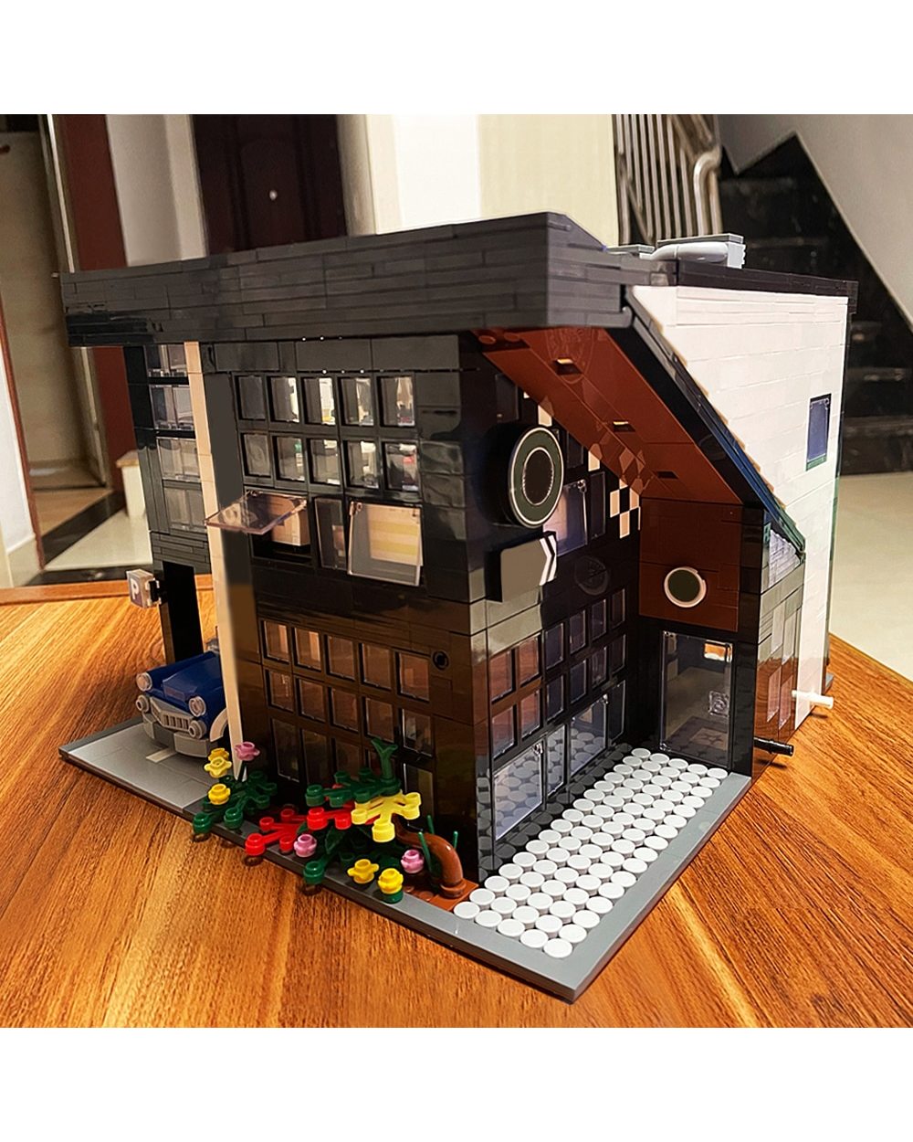86005 Creative Expert Street view Modern Cafe Corner Model Ideas Building Blocks 2926Pc Moc Modular Brick Pet Book front-0