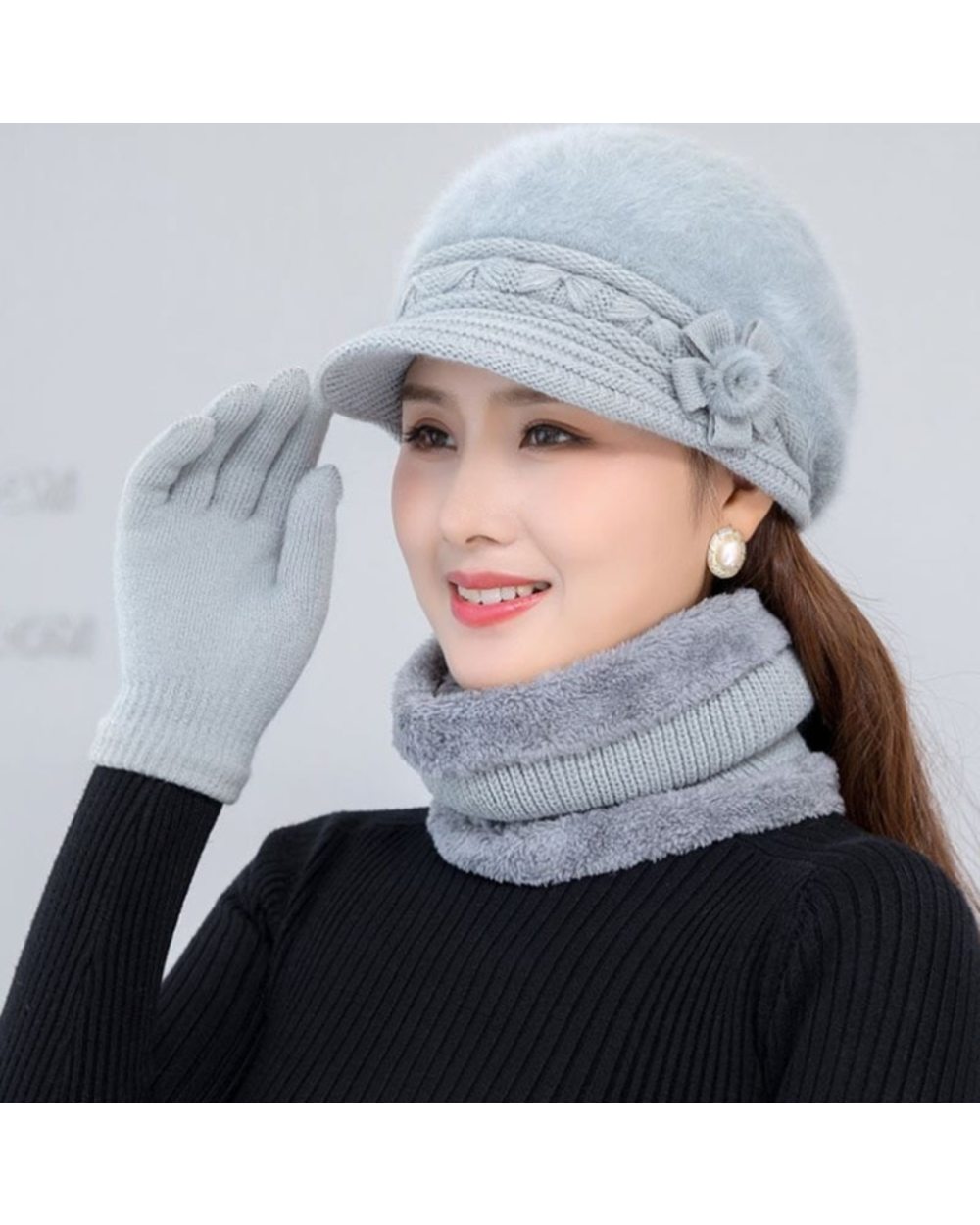 Winter Hat Female Knitted Rabbit Fur Hat Bib Glove Suit Flower Beret Middle-Aged Elderly Plus Velvet Warm Cap A Gift Fo front-1