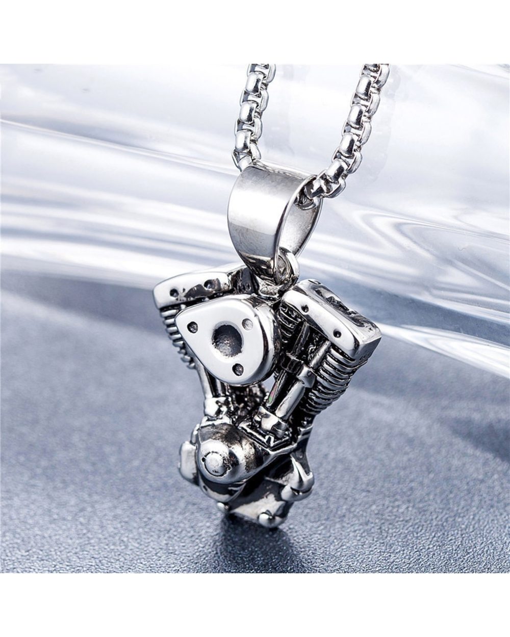 Engine Pendant Necklace Men Street Culture Titanium Stainless Steel Fashion Trendy Necklace Man Jewelry front-2
