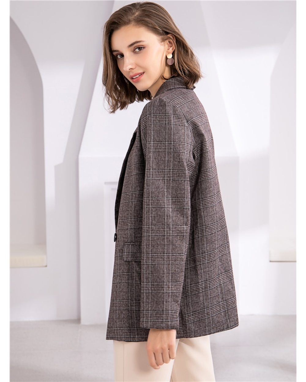 Colorfaith Winter Spring Women's Blazers Plaid Double Breasted Pockets Formal Jackets Checkered Outerwear front-5