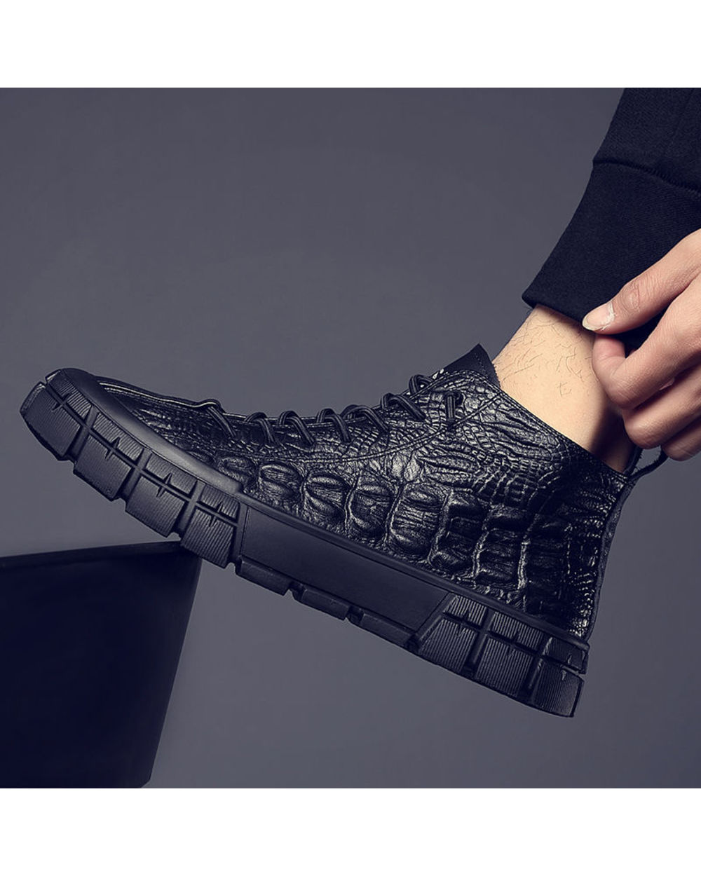 Men's High-Top Simple Leisure Leather Shoes front-2