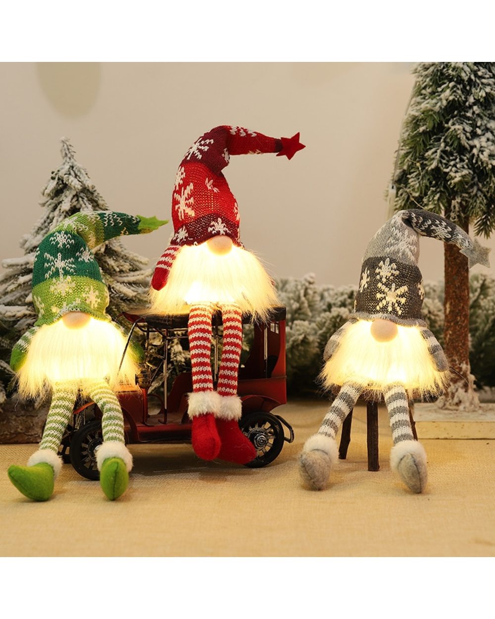 GNOME CHRISTMAS FACELESS DOLL front-2