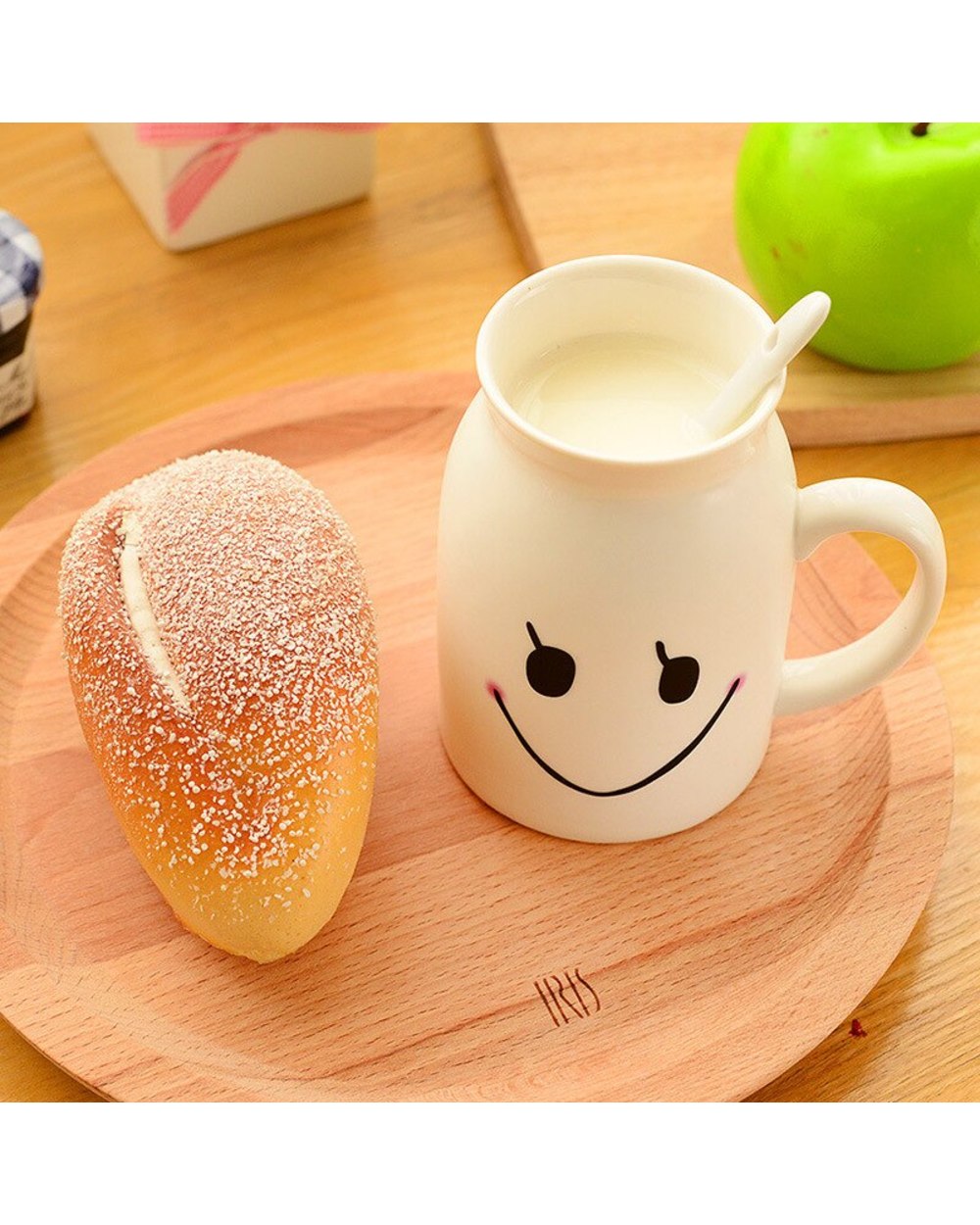Lovely Cow Mug Breakfast Milk Ceramic Cup with Handle Milk Coffee Mug Couple Family Mug Christmas Gift front-2