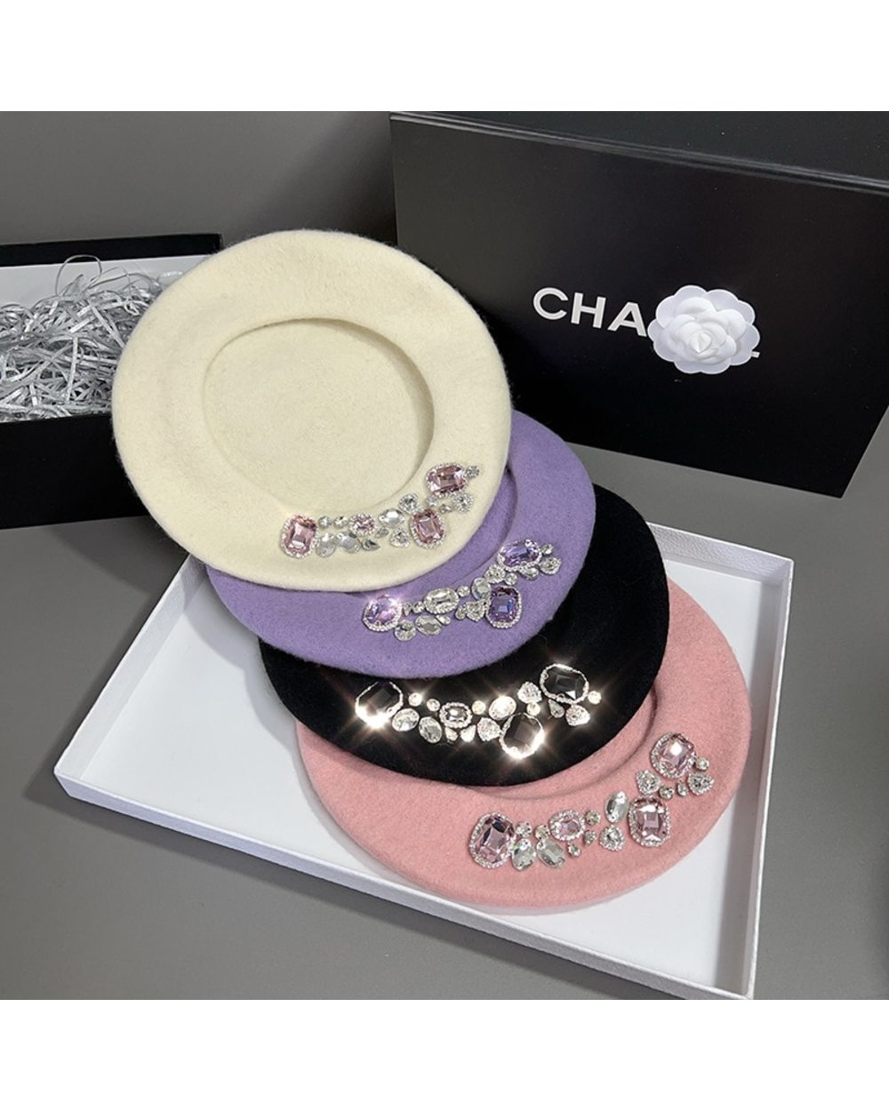 Brand Thick Winter Artist French Beret Girl Women Painter Hat Girls Female Warm Luxury Rhinestone Cap Beanies Sombreros front-1