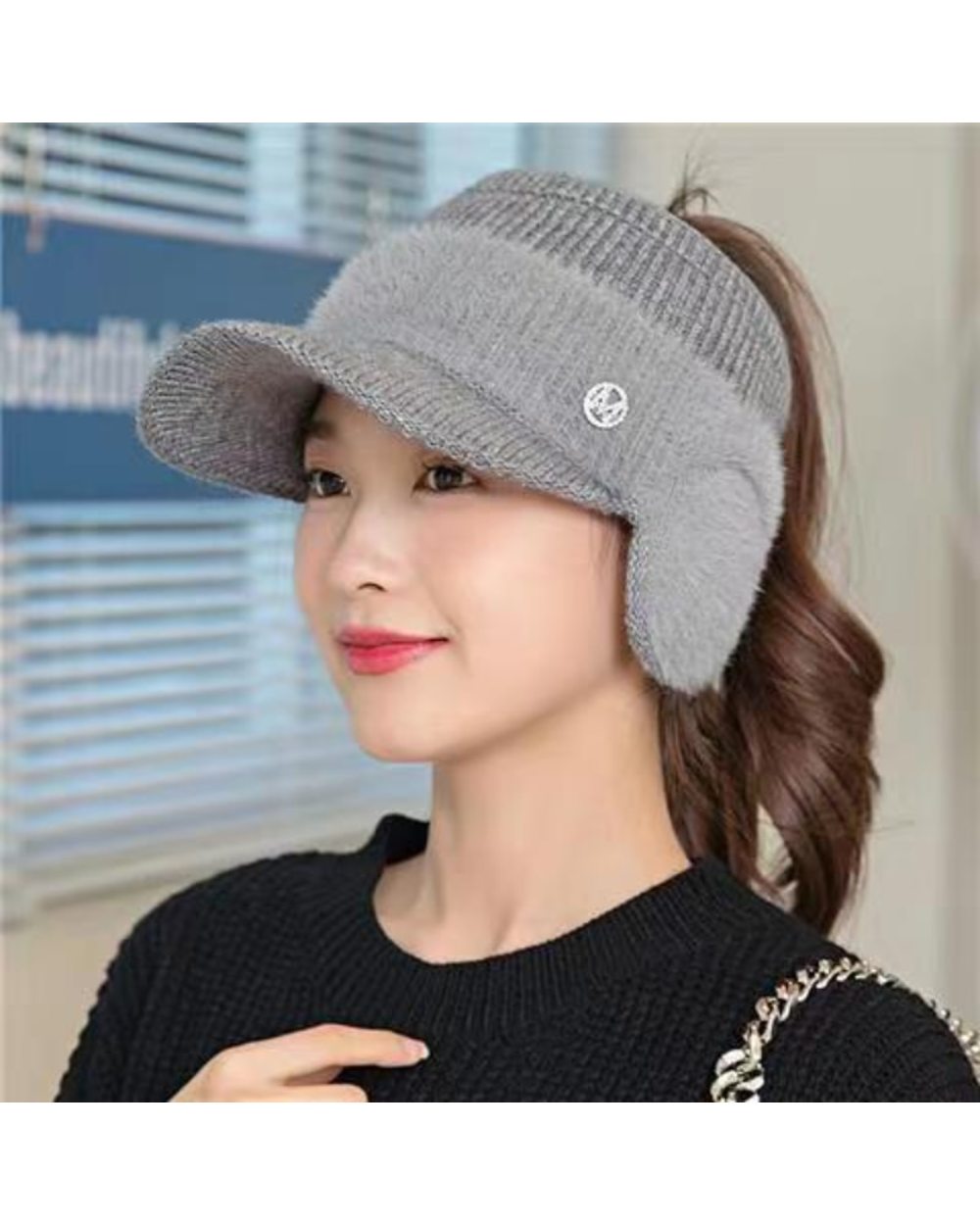 Winter Hats For Women 2022 Fashion M Winter Warm Earflaps Knitted Ponytail Hats Female Autumn Baseball Caps Gorros Viso front-3