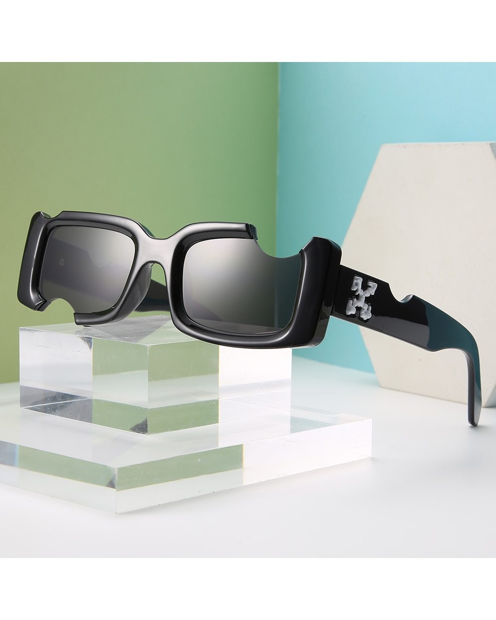 Cool Small Square Sunglasses Women Men Trendy Retro Small Rectangle Sunglasses Candy Colors Gradient Sun Glasses Shades front-0