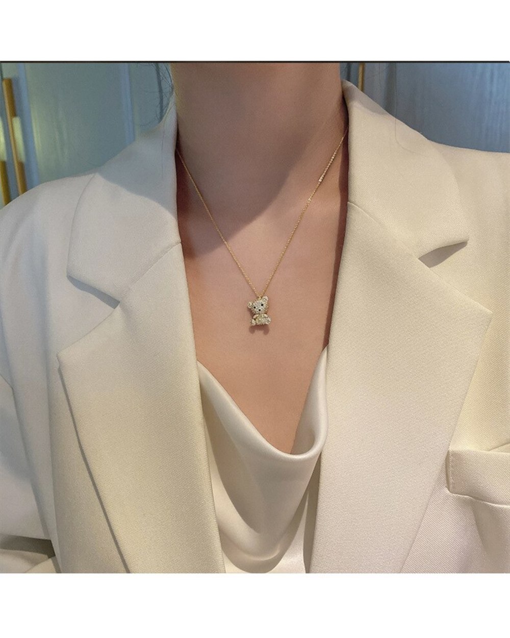 Bear Pendant Zircon Necklace Clavicle Chain Sweater Chain For Women Fashion Cute Jewelry Accessories front-3