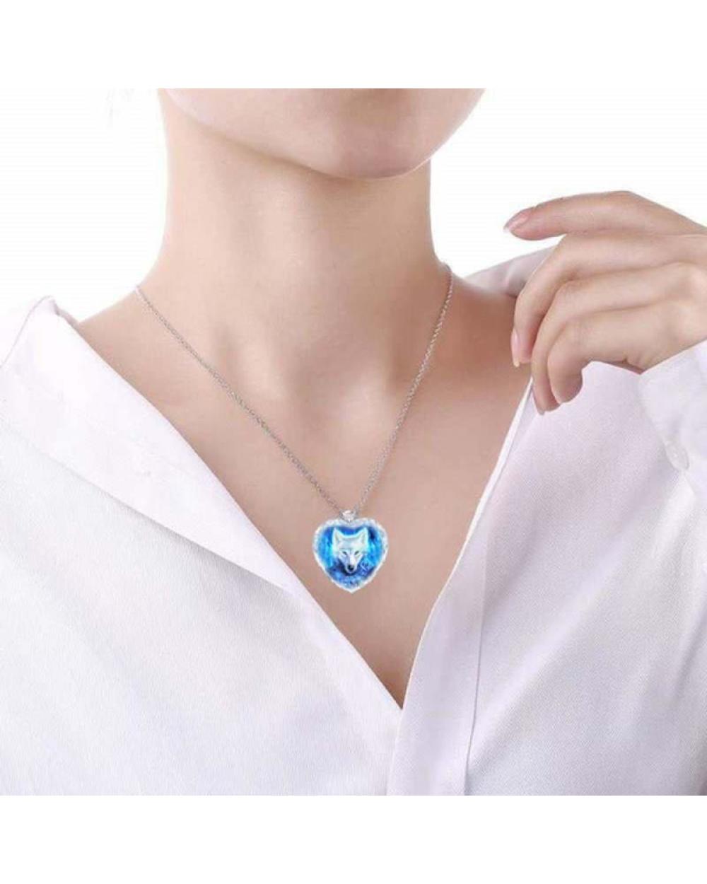 Exquisite Fashion Rose Crystal Wolf Pendant Lady Necklace Charm Exquisite Animal Crystal Heart Necklace Valentine front-3