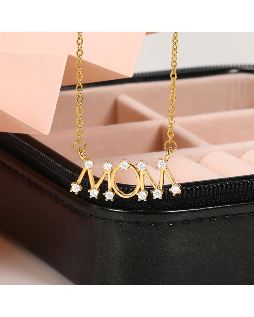 Minimalism Letter MOM Necklace front-4
