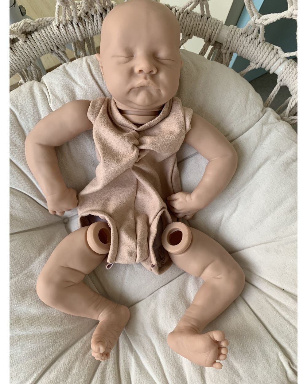 Bebe Reborn Kit 21 Inches Reborn Baby Kit Levi Vinyl Unpainted Unfinished Doll Parts DIY Blank Doll Kit front-2