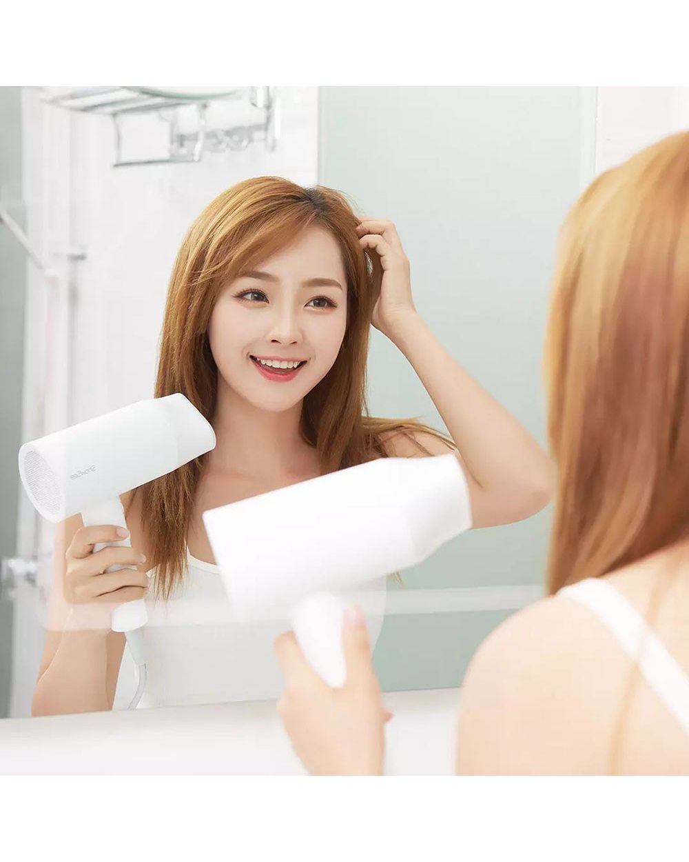 Youpin Showsee Anion Hair Dryer Portable Diffuser For Hair Dryer Ion Professional Hairdressing Blow Dryer 1800W Blower front-5