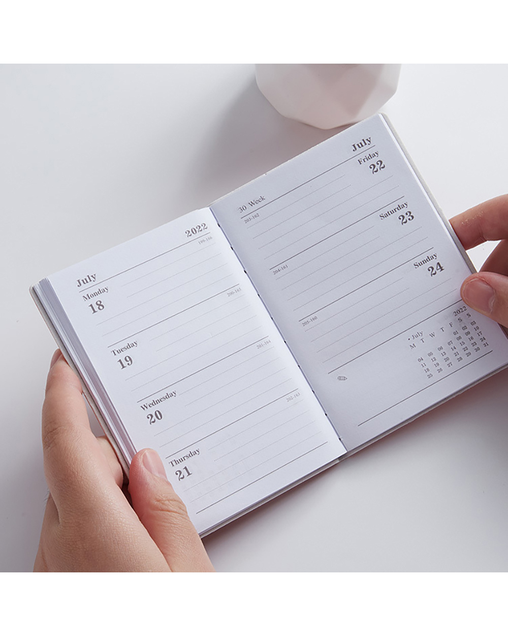 2022 A7 Mini Notebook 365 Days Portable Pocket Notepad Daily Weekly Agenda Planner Notebooks Stationery Office School S front-2