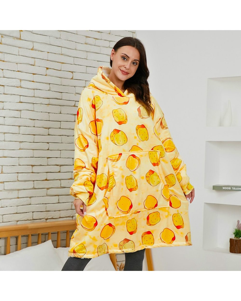 Women Blanket Sweatshirt Robe Winter Hoodies Outdoor Hooded Coats Warm Comfort Bathrobe Christmas Fleece Blanket front-0