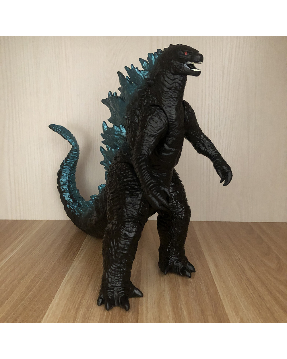 Limited-Edition-Toy front-4