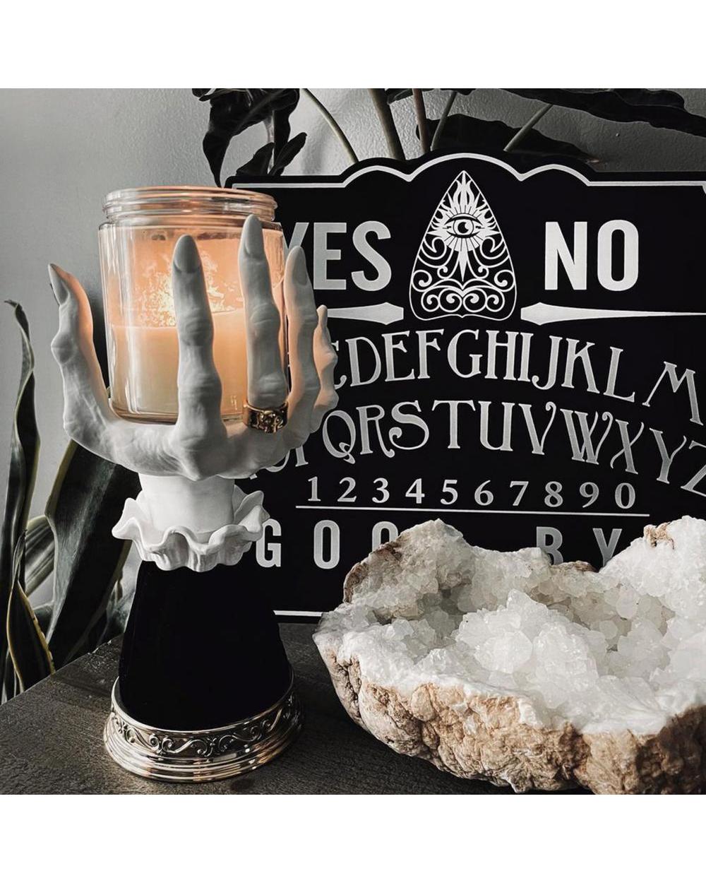 Resin Hand-shaped Candle Holder Horror Witch Hand Seat Single Wicks Candle Holder Halloween Palm Candleholder front-1