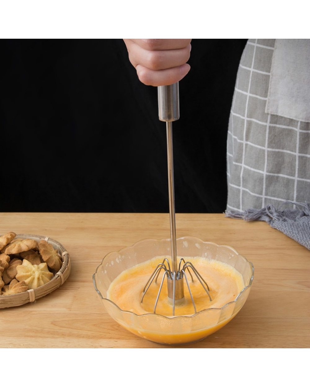 Semi-Automatic Egg Beater Manual Hand Mixer front-2