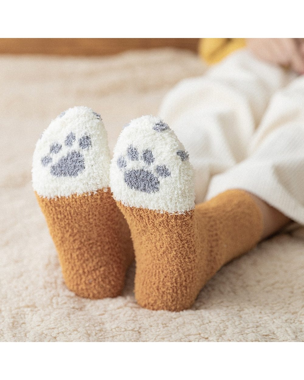 Funny Cute Women's Cat Paw Socks Plush Short Socks Thicken Leg Wammer Sleeping Floor Sox Soft Gift For Female front-2
