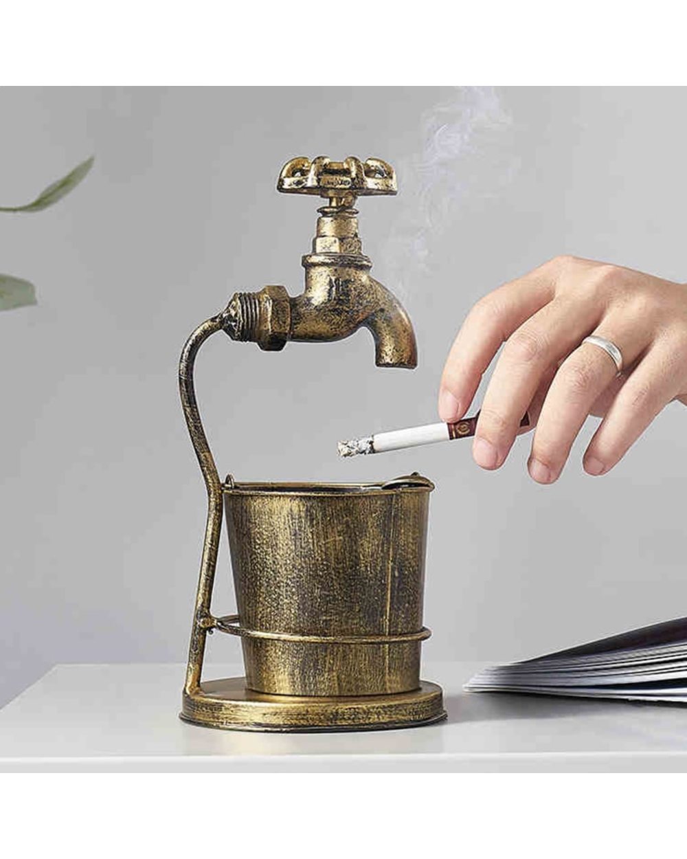 Creative Cigarette Ashtray Gift boyfriend Bar Smoking Smoke Accessories front-0
