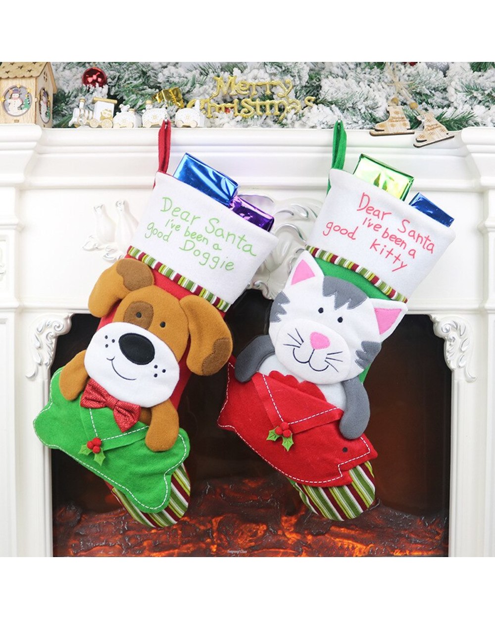 2022 New Hot Christmas Hanging Ornaments Santa Elk Fabric Gift Socks For Children Fireplace Tree Christmas Decoration front-2