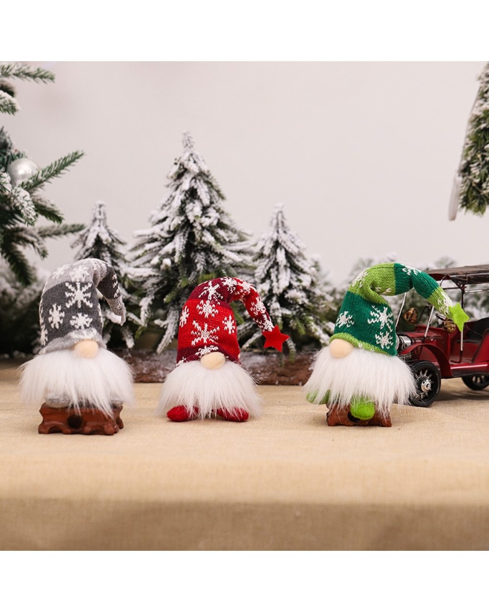 GNOME CHRISTMAS FACELESS DOLL front-0