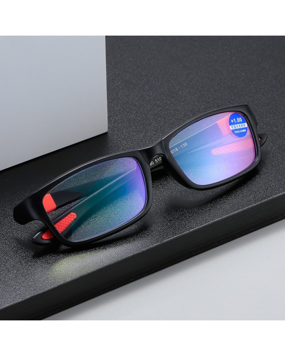 Reading Glasses Men Women Sports Anti-Blue Light Reading Eyewear Black Red Tr90 Frame Presbyopia Eyeglasses +100 To+400 front-3