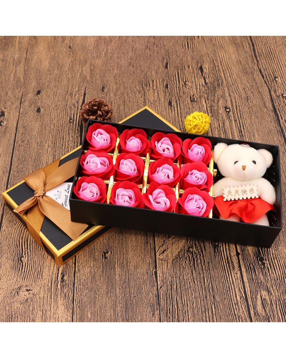12 Roses Soap Flowers Box For Girlfriend Valentine's Day Gifts Creativity Romantic Presents For Her front-0