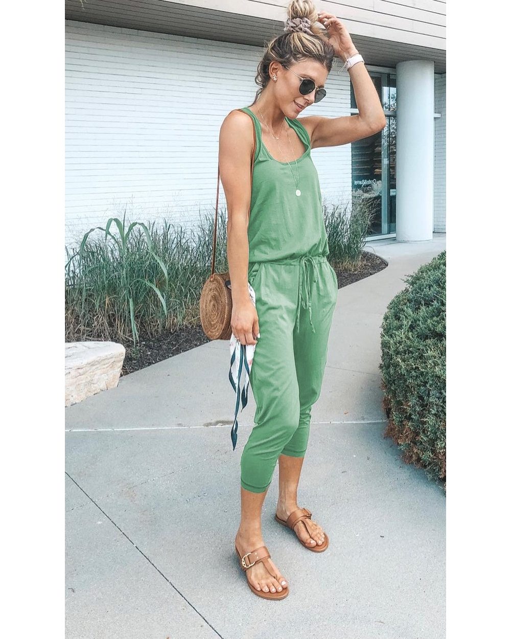 New product explosion 4 colors 2019 summer fashion belt with pocket women's lace plus size jumpsuit sling sexy jumpsuit front-2