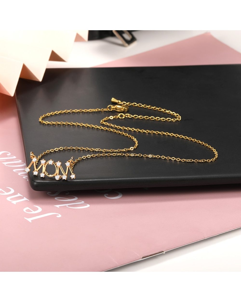 Minimalism Letter MOM Necklace front-6