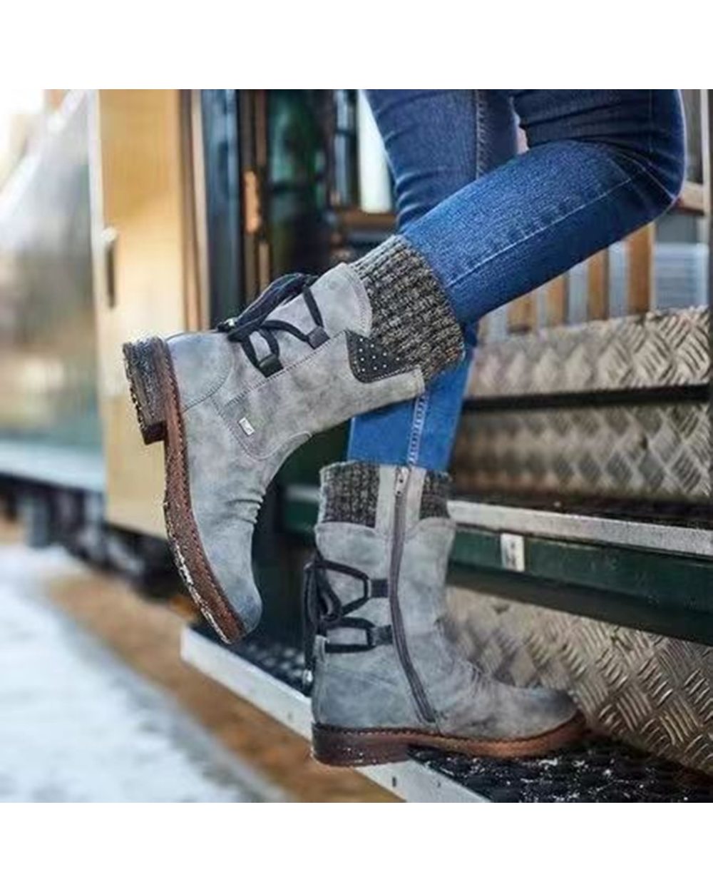 Women's Winter Warm Back Lace Up Snow Boots front-3