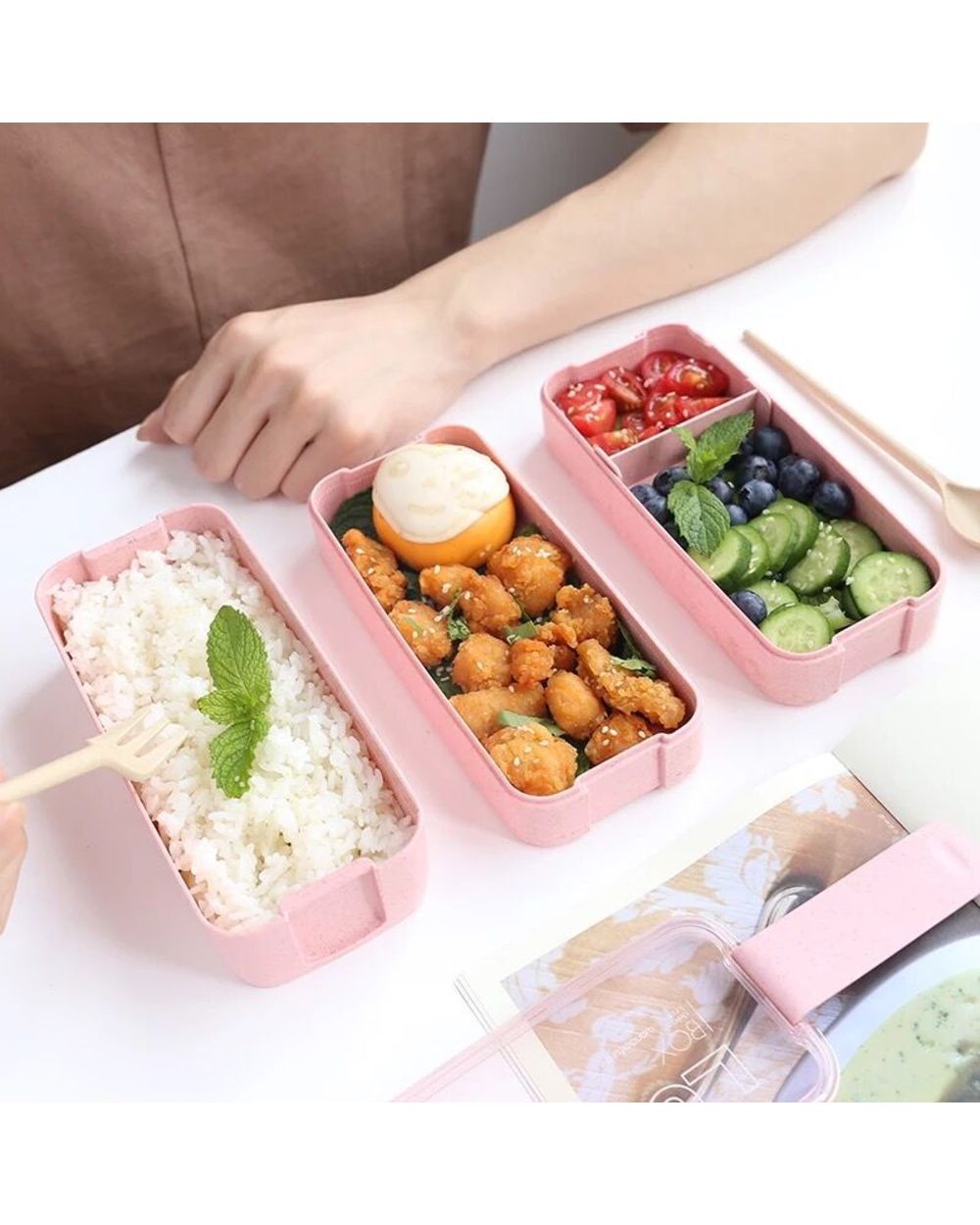 900ml Microwave Lunch Box front-3