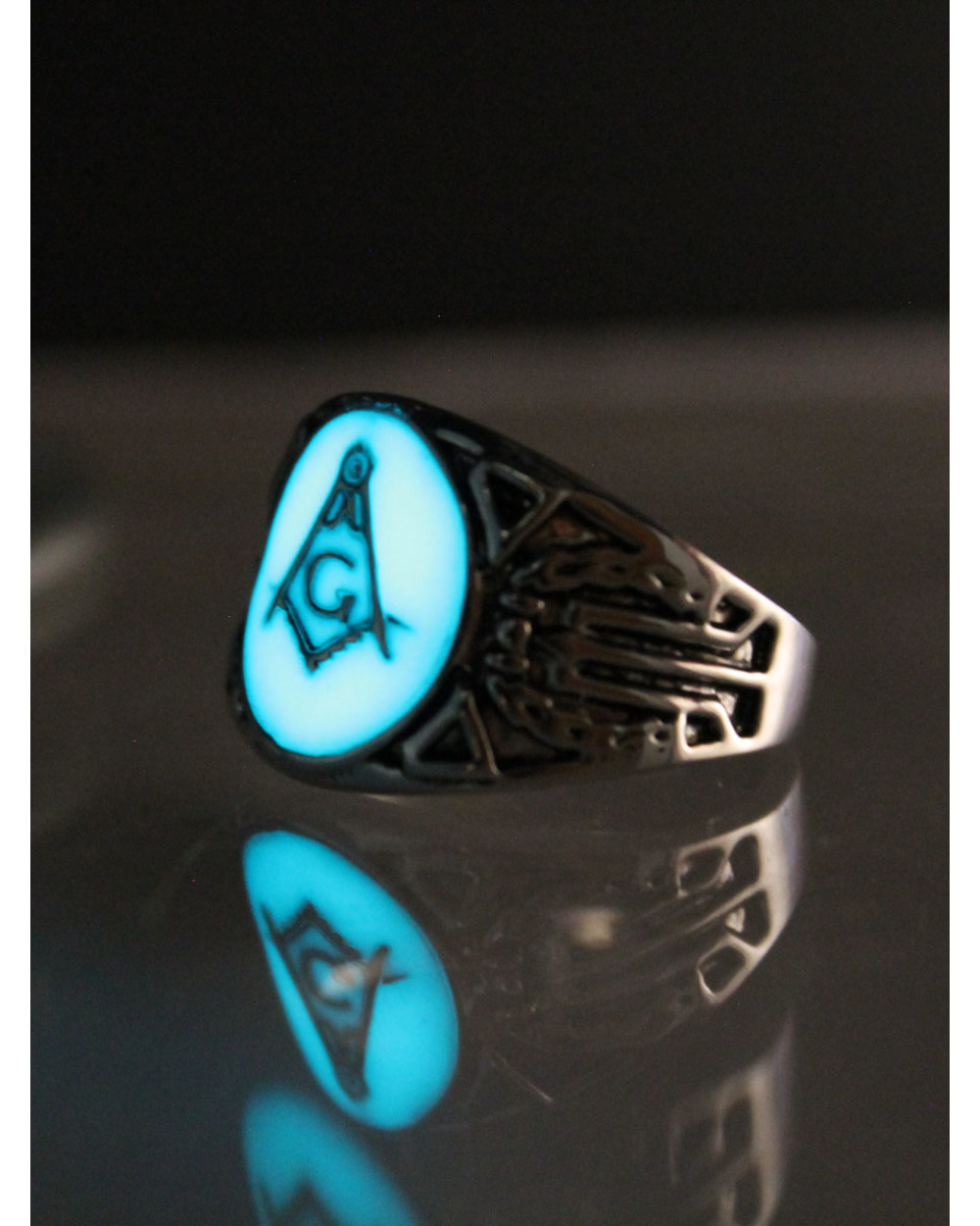 Glowing Masonic Ring front-3