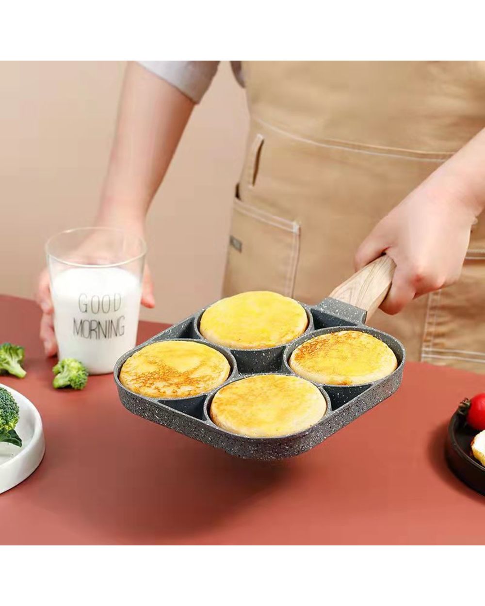 4-Cup Egg Frying Pan Non-Stick Cooking Pan front-1