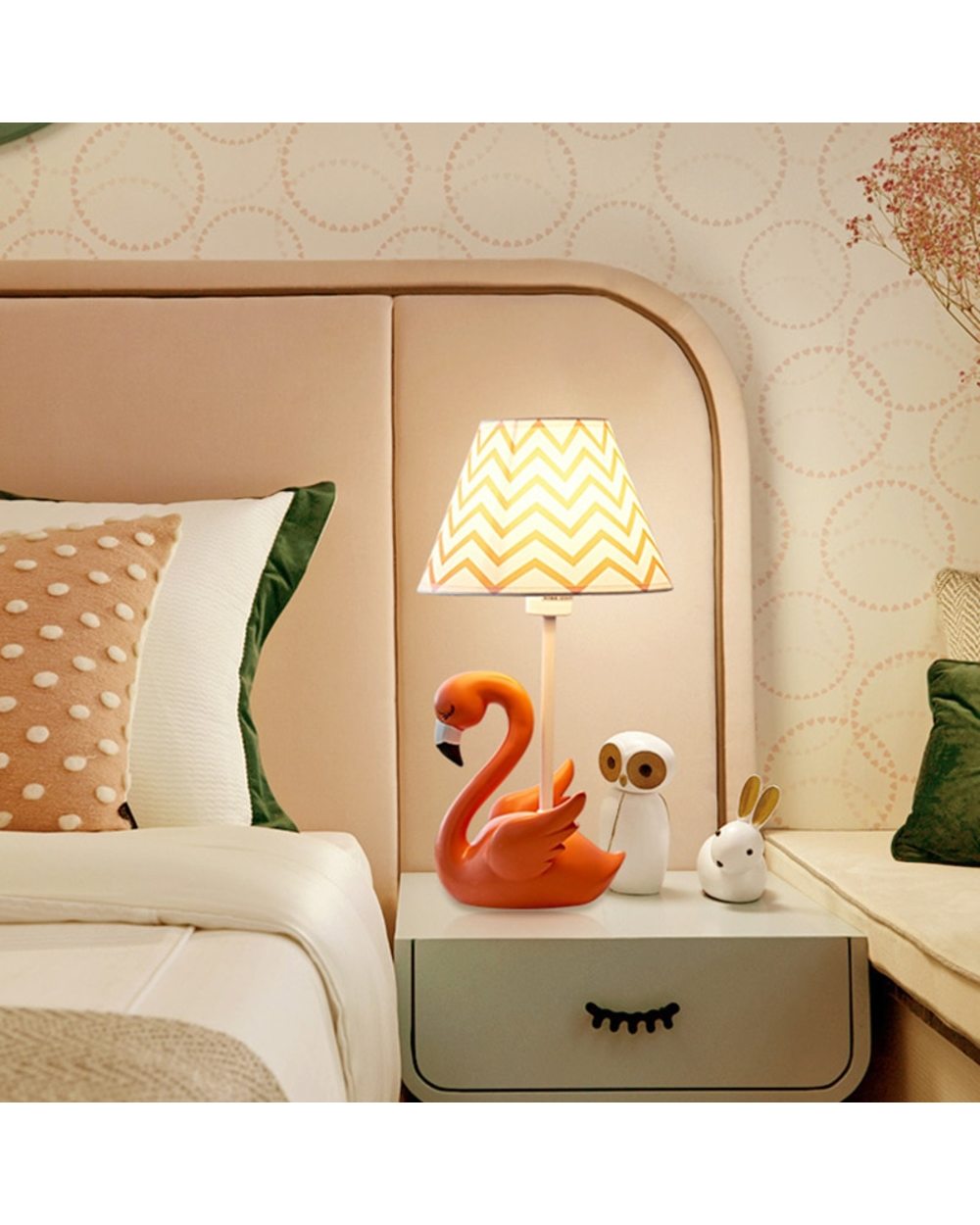 Flamingo Table Lamp Reading front-0