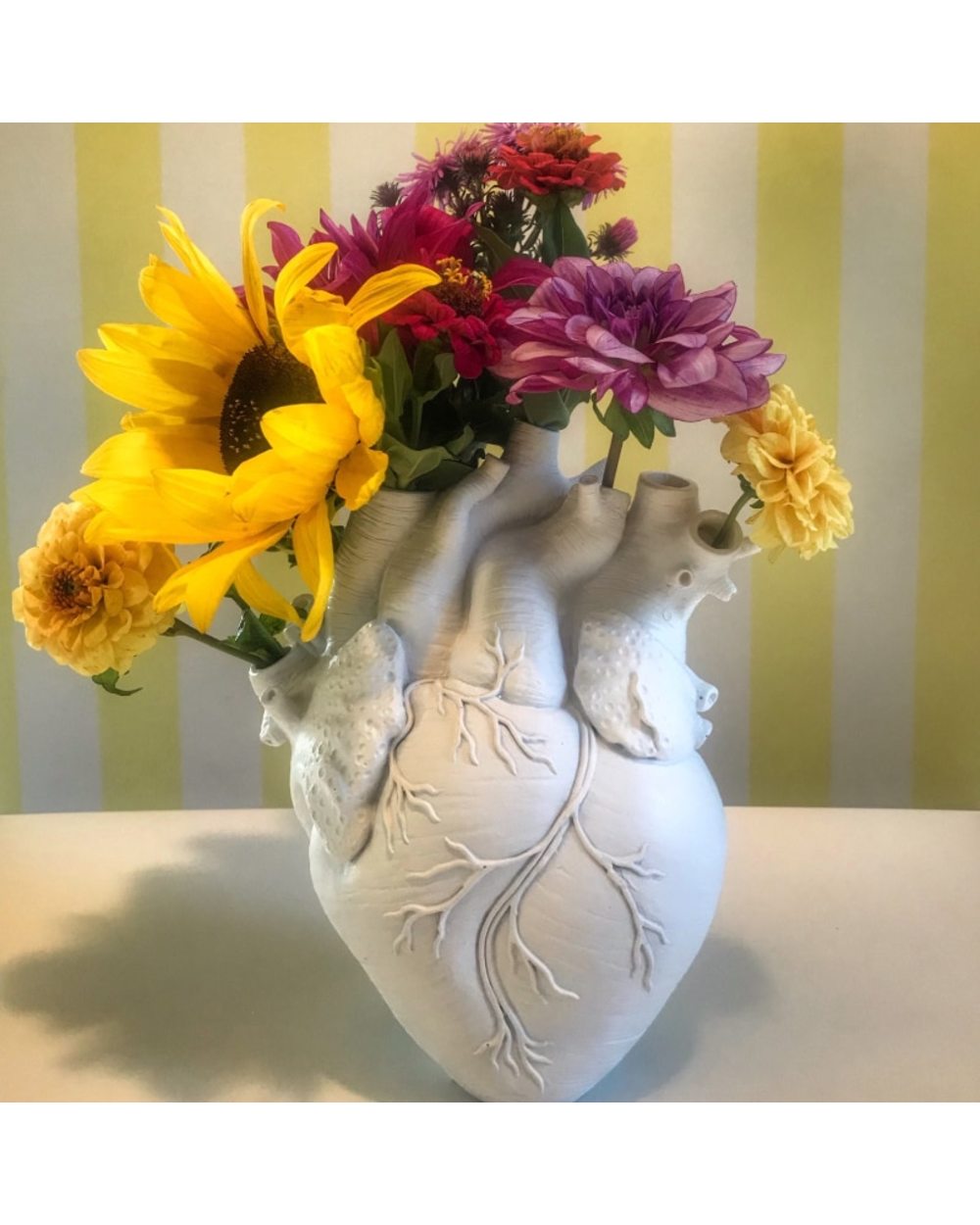 Heart Shape Flower Vase Resin Vase Dried Flower Container Vases Pots Body Sculpture Desktop Flower Pot Home Decoration front-0