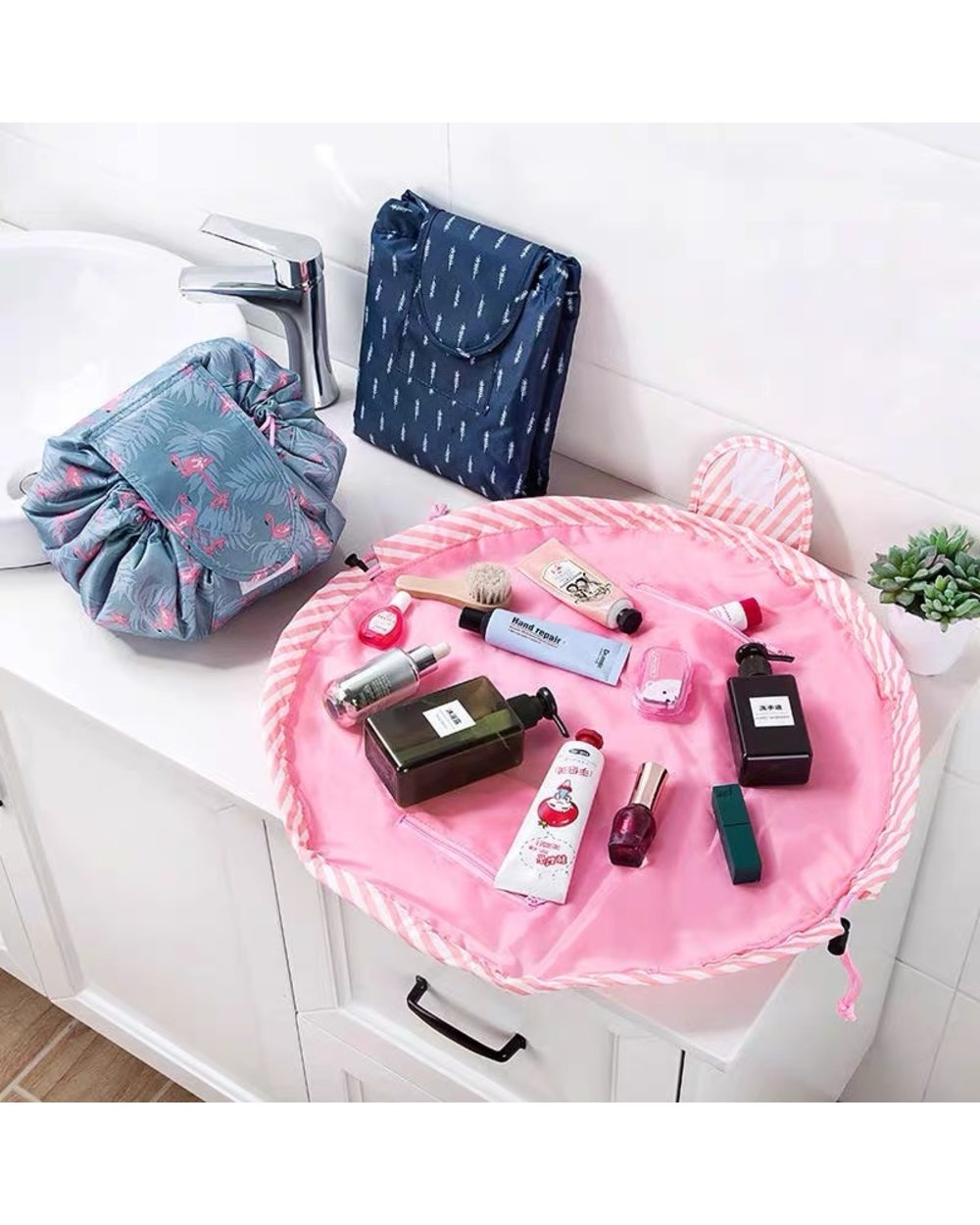 Makeup Storage Bag Cosmetic Organizer front-1