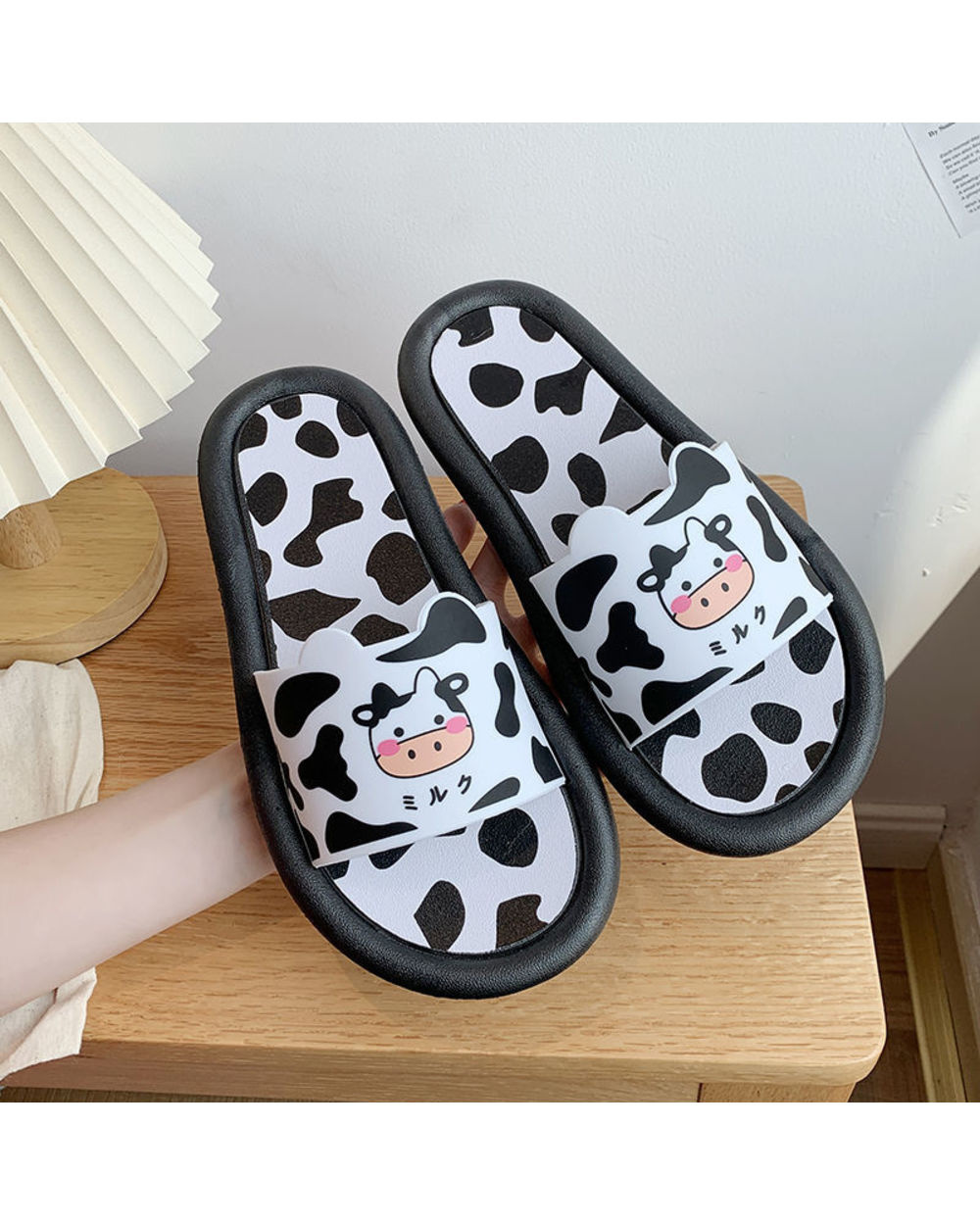Cow indooor Slippers Cute fashion Summer Shoes Soft Sole Non-slip Bathroom Home Slides Cartoon Beach Sandals front-0