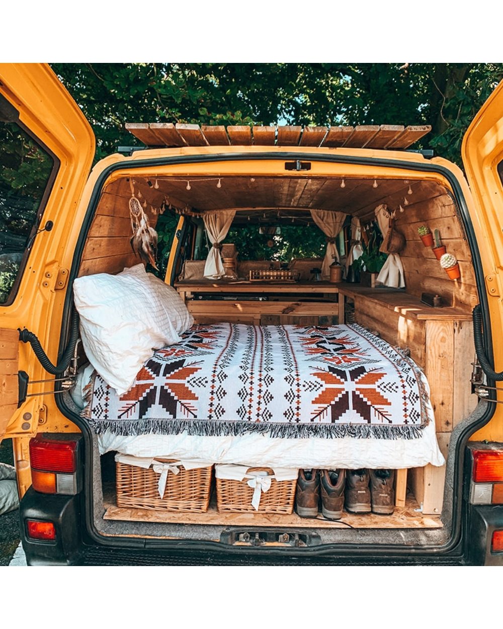 Blanket Outdoor Picnic Mats Beach Ethnic Vintage Blanket Indian Totem Blankets Plaid Bed Sofa Cover Decor front-3