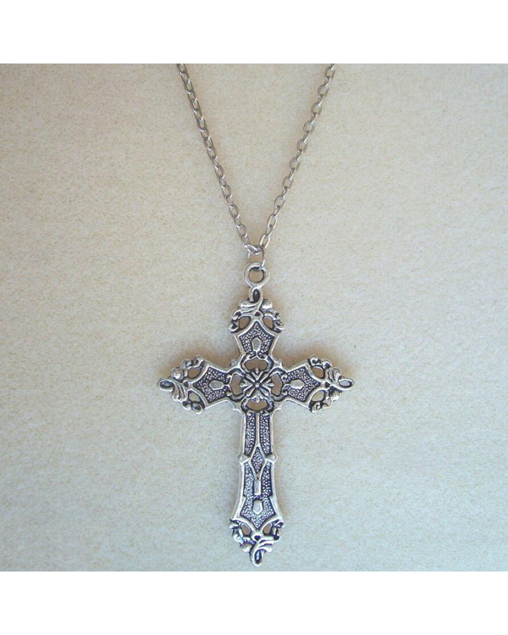 Christian Necklaces Gothic Cross front-3