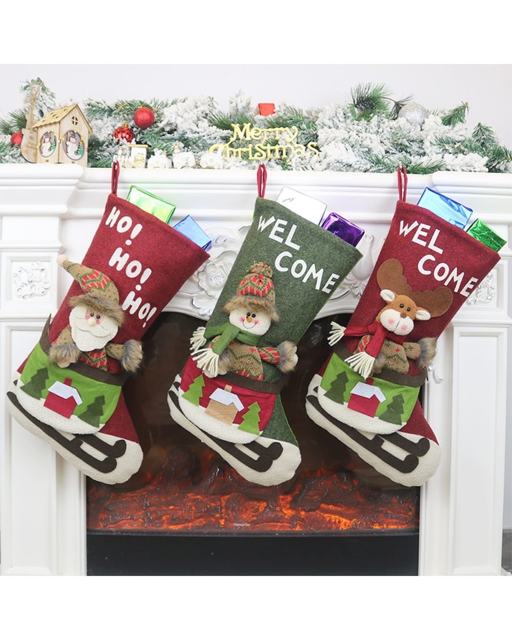 2022 New Hot Christmas Hanging Ornaments Santa Elk Fabric Gift Socks For Children Fireplace Tree Christmas Decoration front-0