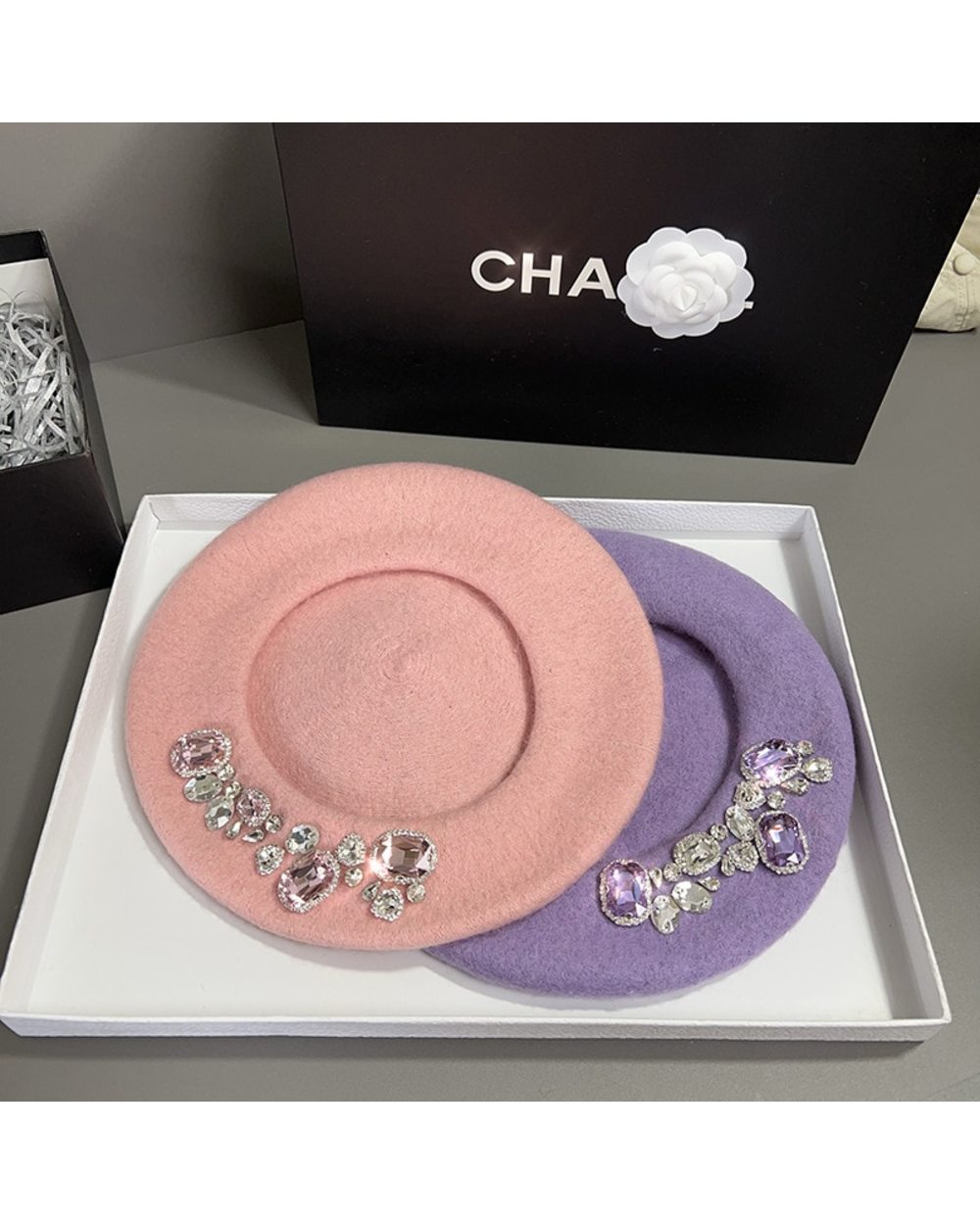 Brand Thick Winter Artist French Beret Girl Women Painter Hat Girls Female Warm Luxury Rhinestone Cap Beanies Sombreros front-2
