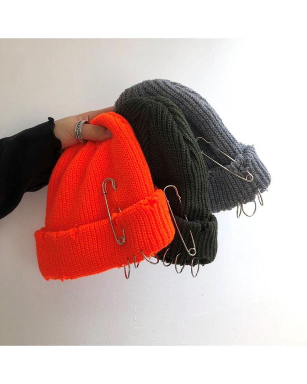 New Hip Hop Knitted Hat Women Metal Ring Brimless Unisex Basic With Ripped Holes Cap Female Stretch Hats Women Men Bonn front-2