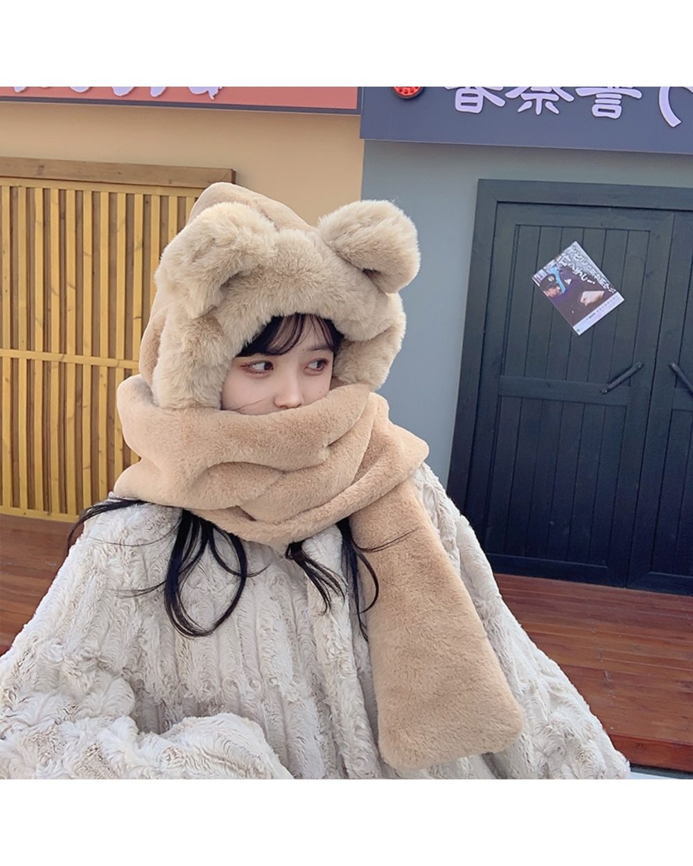 2022 New Winter Thickened Bear Hat Scarf All-In-One Female Korean Version Cute Fashion Cycling Warm Gloves Three-Piece front-4